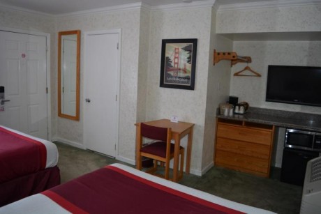 Welcome To Travelers Inn - Double Queen